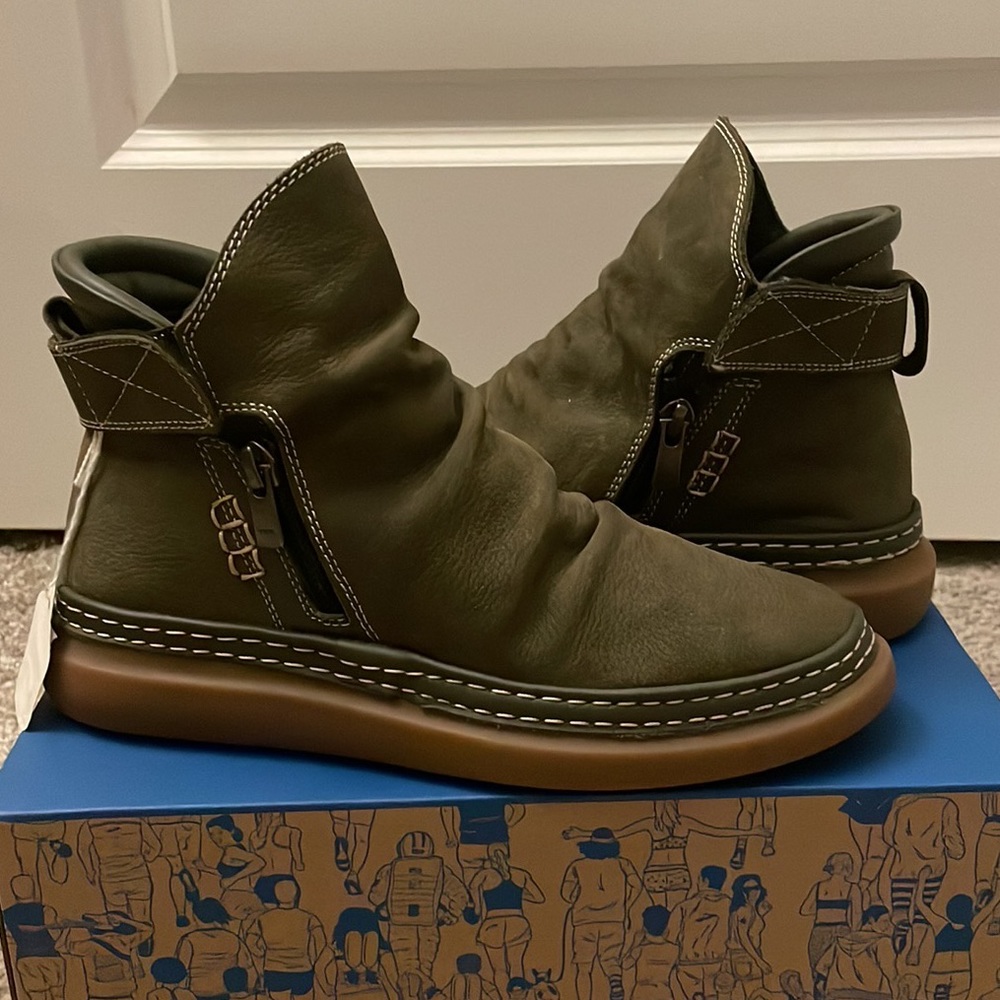 Jenna Khaki Nubuck Boot